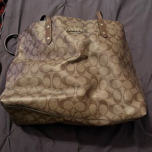 coach tote